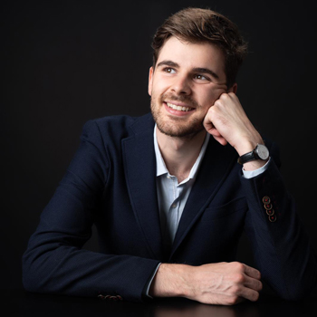 opera on tap . Opernarien frisch gezapft.