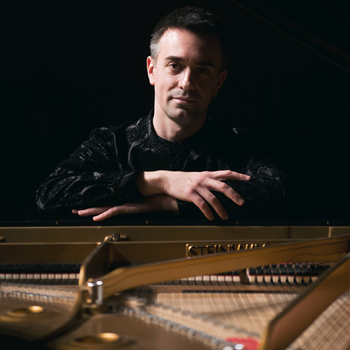 „Grenzenlose Musik – der Pianist Kirill Klyatov“