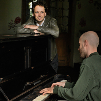 FOLK SONGS . Duo LoTa
